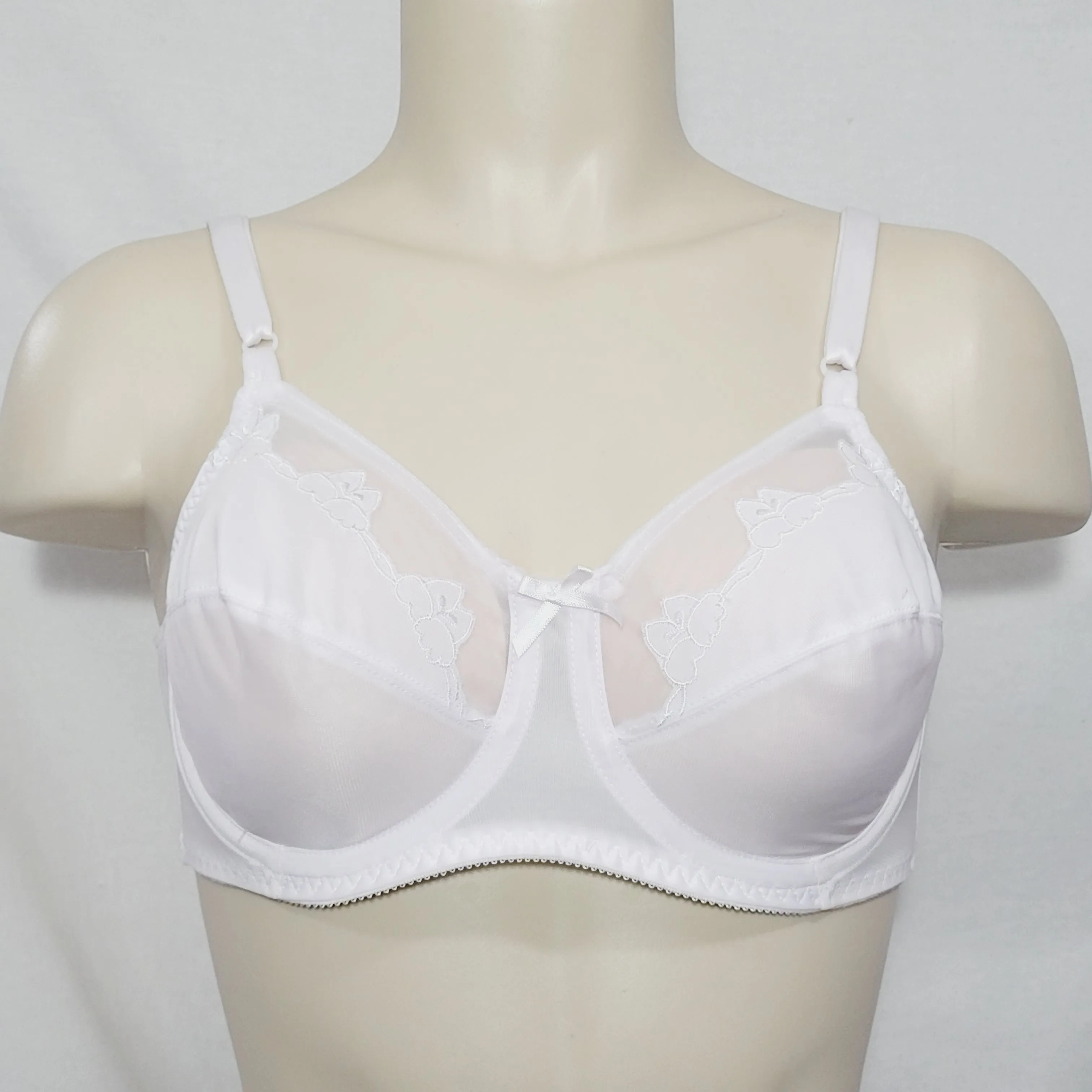 Bali 180 0180 Flower Underwire Bra 40C White NEW WITH TAGS