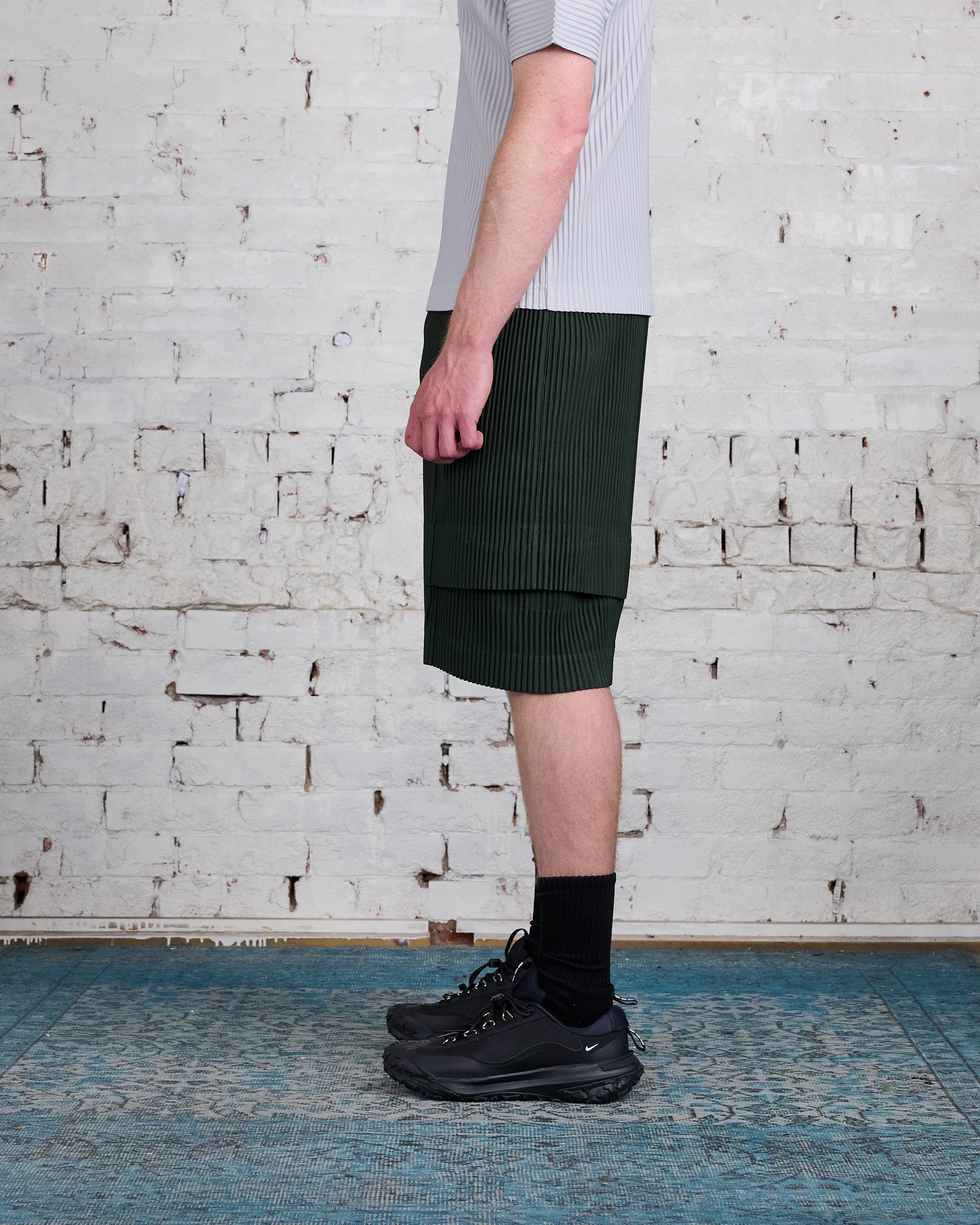 HOMME PLISSÉ ISSEY MIYAKE Pleats June Cargo Short Deep Green