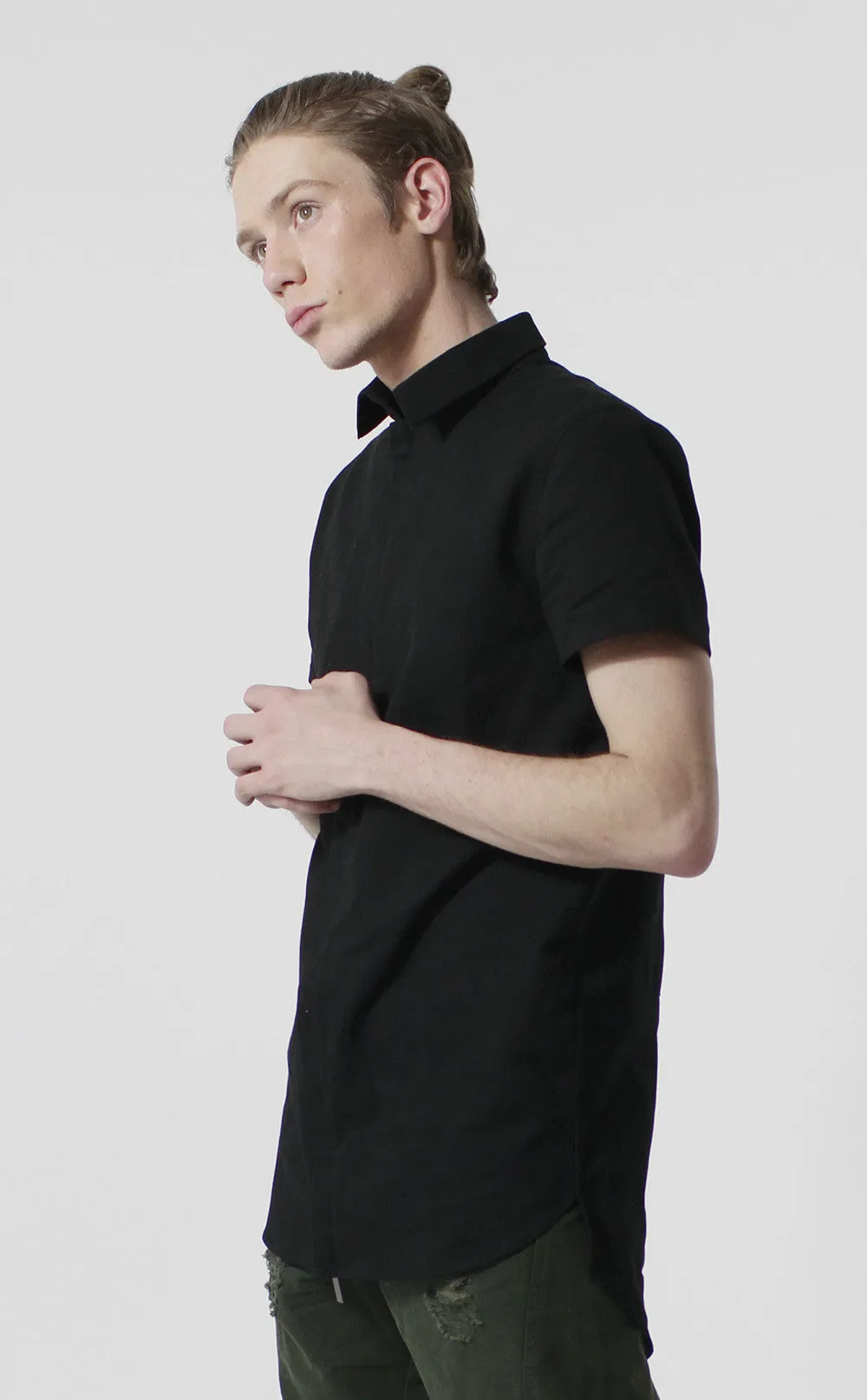 Unknown Alacrity S/S Black Two Way Zipper Down Shirt