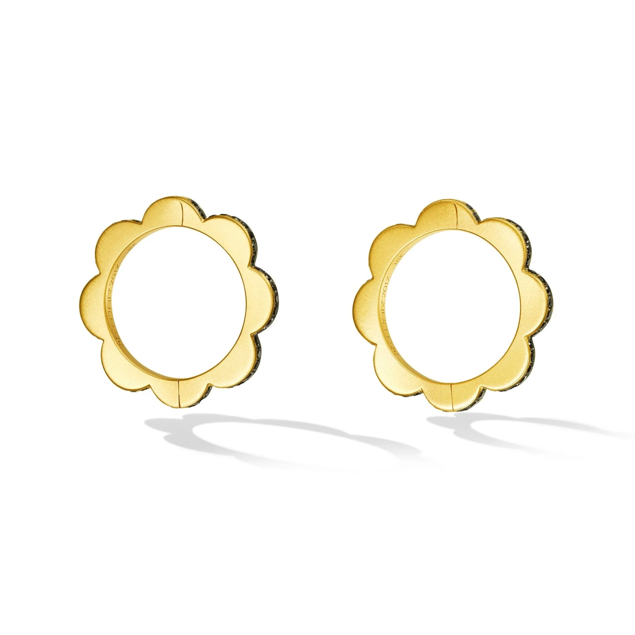 Yellow Gold Bloom Cufflinks with Black Diamonds